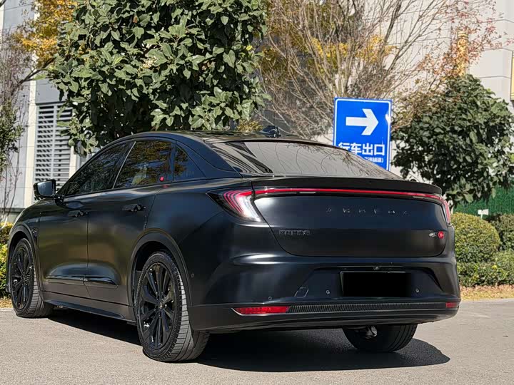 Фото 9 - BAIC Arcfox Alpha S