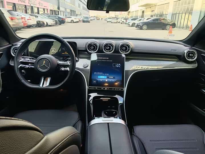 Фото 9 - Mercedes-Benz C-Class