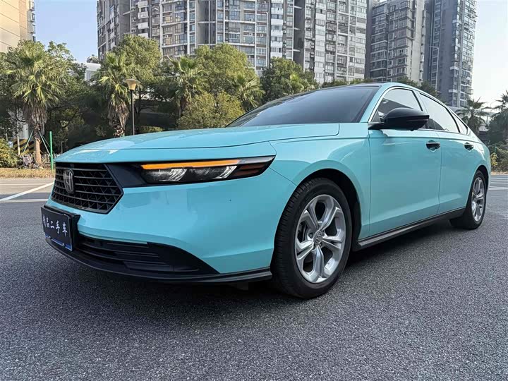 Фото 1 - Honda Accord