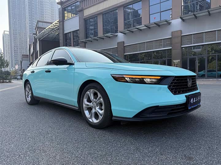 Фото 3 - Honda Accord