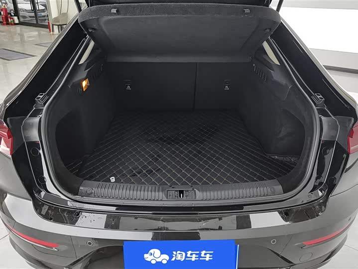 Фото 4 - Bestune B70