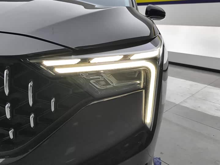 Фото 5 - Bestune B70