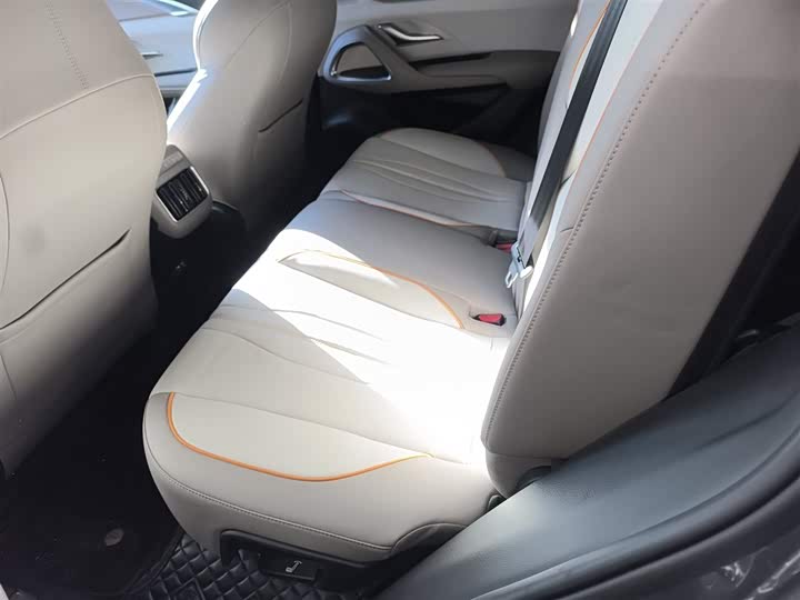 Фото 17 - BYD Song Pro Hybrid