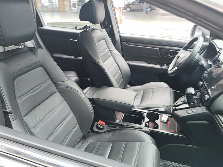 Фото 25 - Honda CR-V