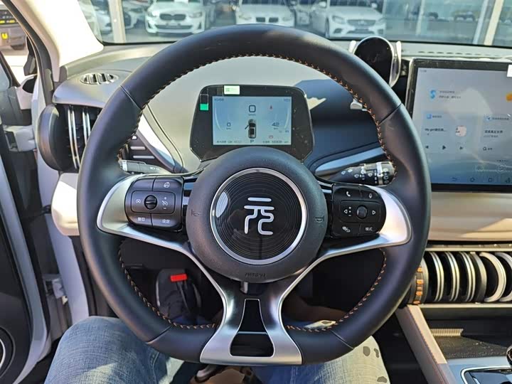 Фото 11 - BYD Yuan Plus