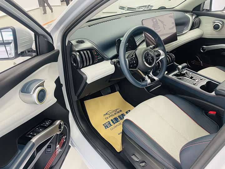 Фото 6 - BYD Yuan Plus