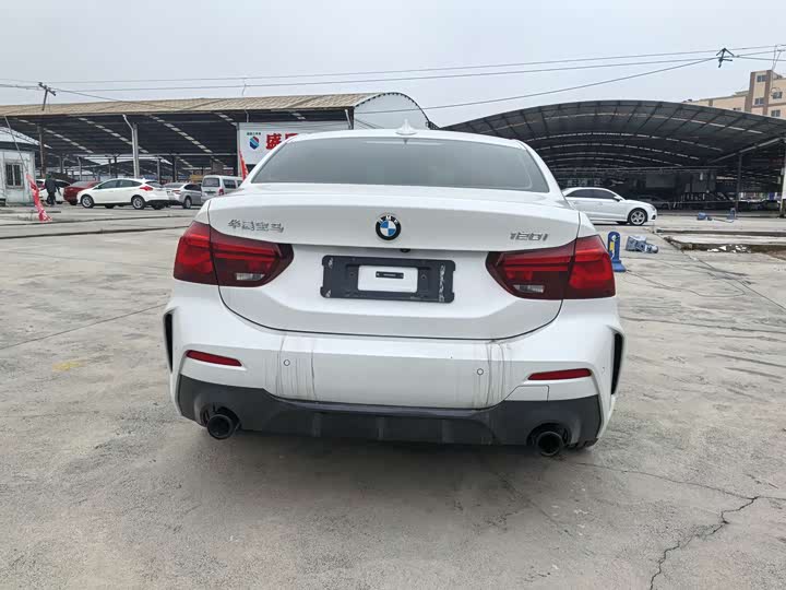 Фото 5 - BMW 1 Series