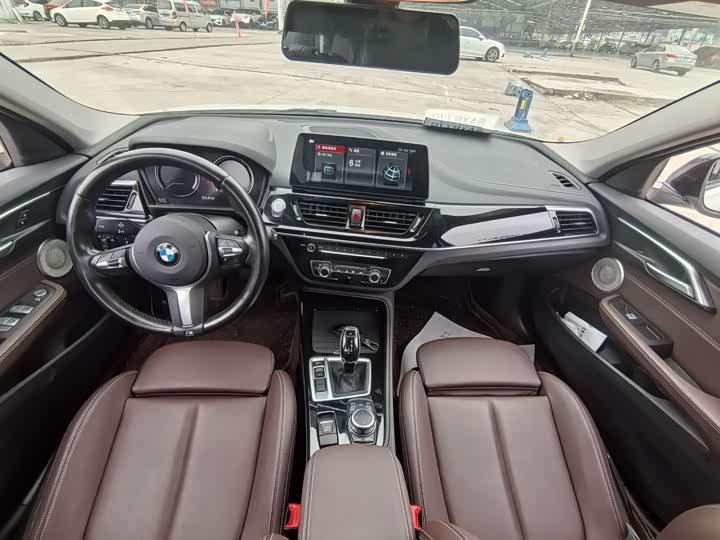 Фото 9 - BMW 1 Series