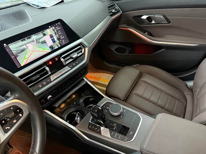 Фото 14 - BMW 3 Series