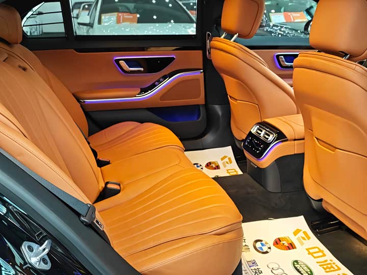 Фото 11 - Mercedes-Benz S-Class