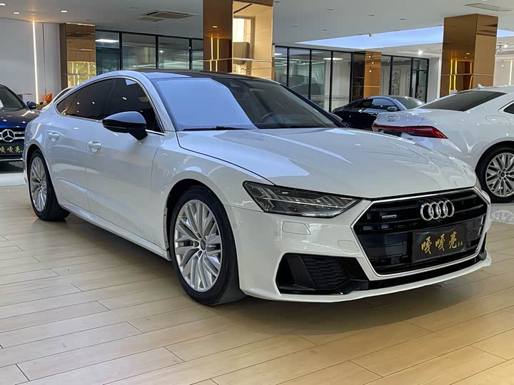 Фото 3 - Audi A7