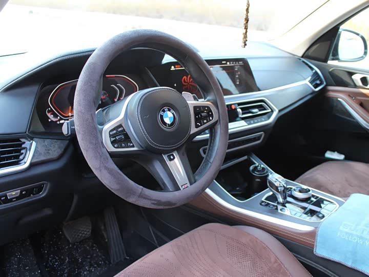 Фото 12 - BMW X5