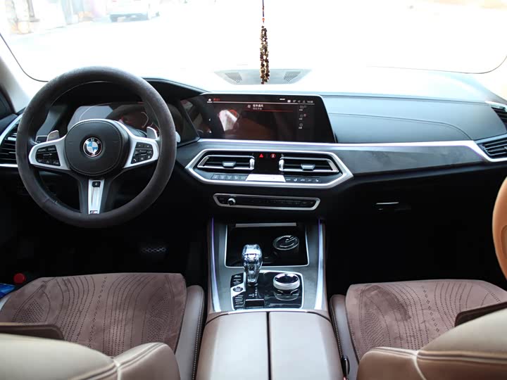 Фото 15 - BMW X5