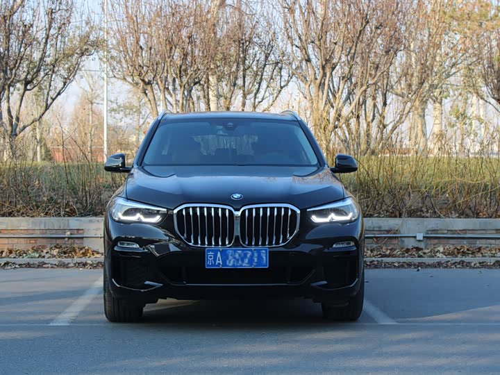 Фото 2 - BMW X5