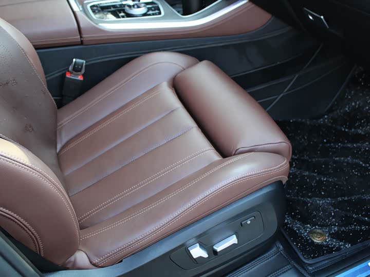 Фото 20 - BMW X5