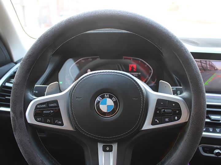 Фото 25 - BMW X5