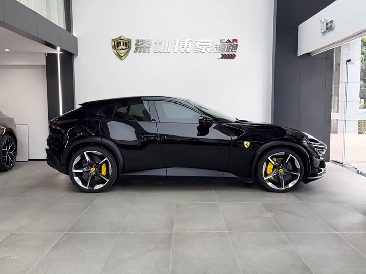 Фото 3 - Ferrari Purosangue