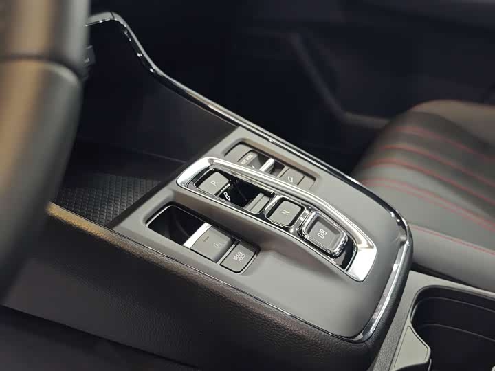 Фото 4 - Honda Breeze