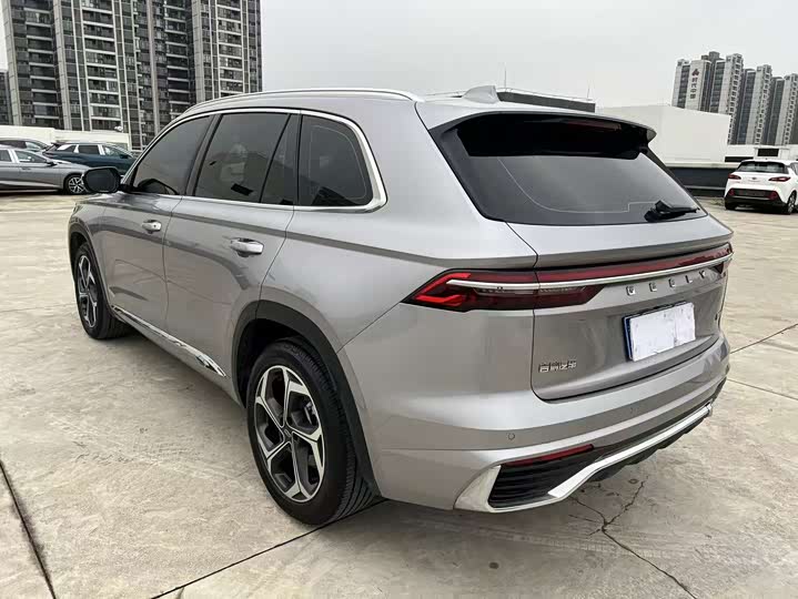 Фото 7 - Geely Monjaro