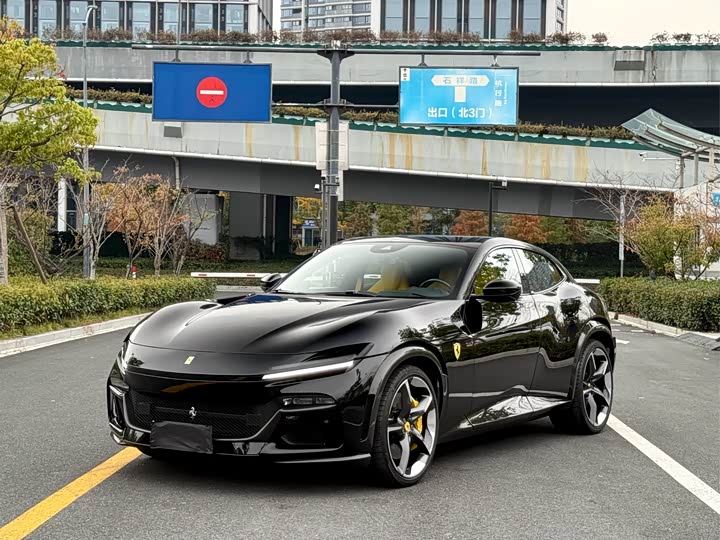 Фото 3 - Ferrari Purosangue