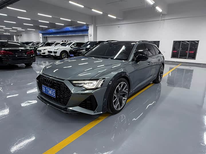 Фото 2 - Audi A6