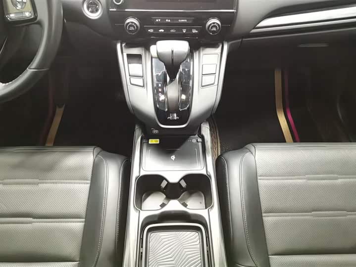 Фото 16 - Honda CR-V