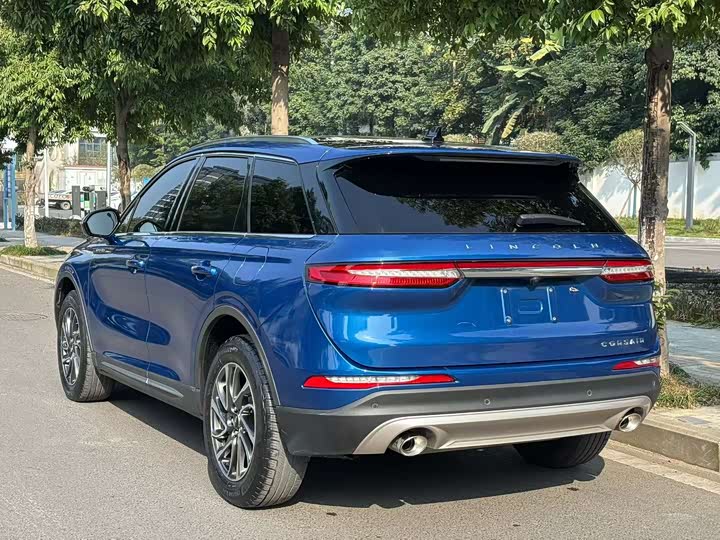 Фото 4 - Lincoln Corsair