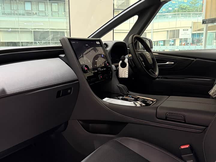 Фото 7 - Toyota Vellfire