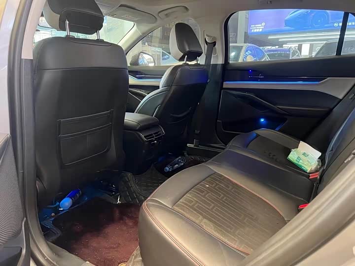 Фото 4 - Ford Mondeo