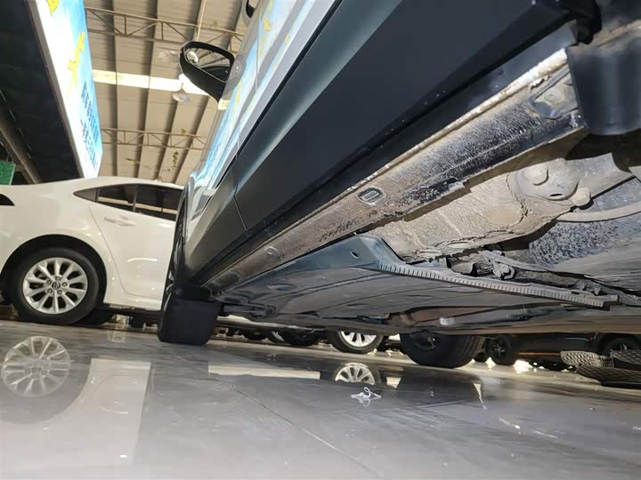 Фото 18 - Volkswagen Tharu