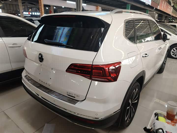 Фото 23 - Volkswagen Tharu