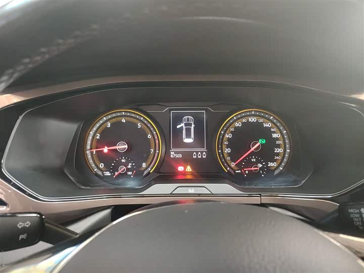 Фото 4 - Volkswagen Tharu