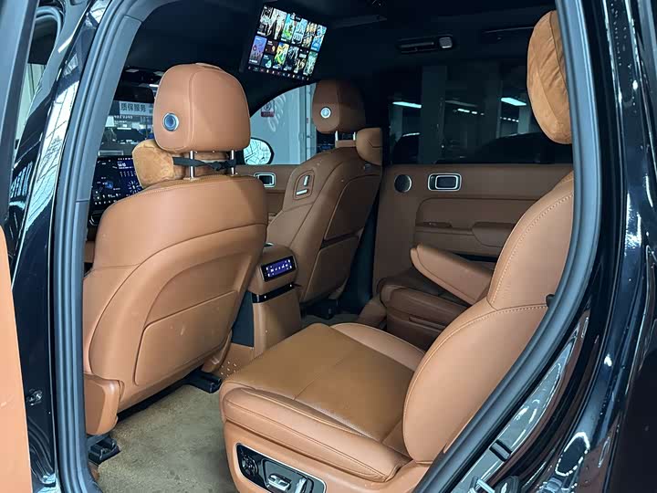 Фото 13 - LiXiang L9