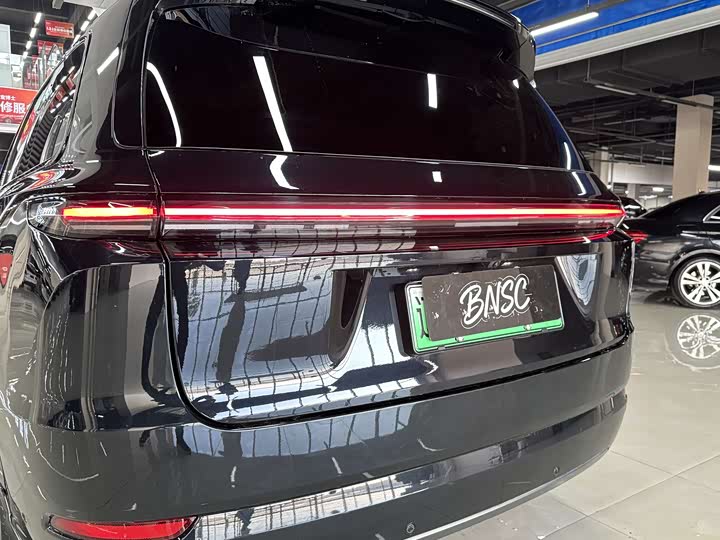 Фото 16 - LiXiang L9