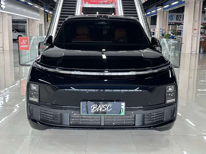 Фото 2 - LiXiang L9