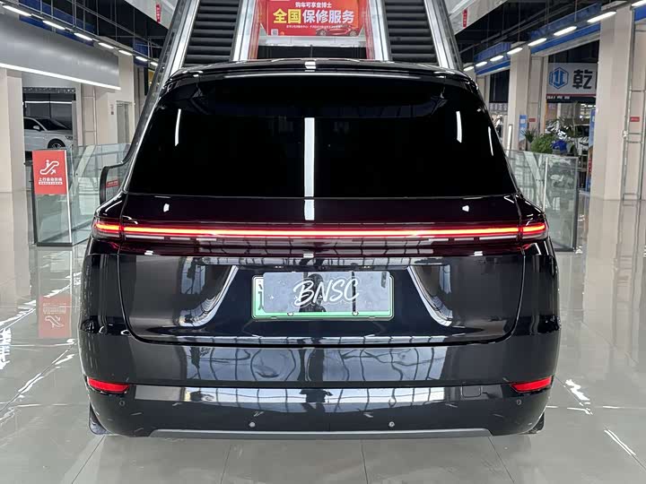 Фото 21 - LiXiang L9