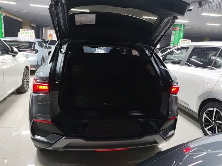 Фото 19 - BYD Yuan Plus