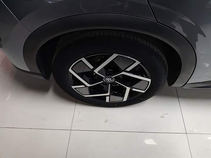 Фото 26 - BYD Yuan Plus