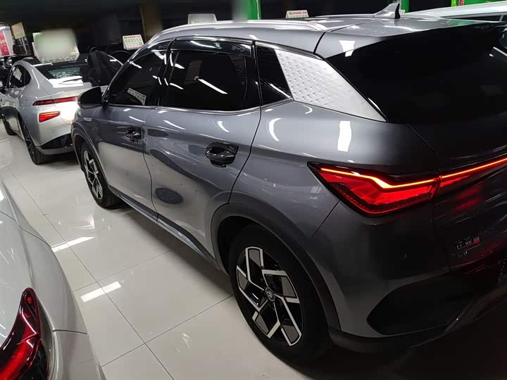 Фото 5 - BYD Yuan Plus