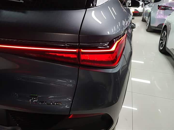 Фото 8 - BYD Yuan Plus