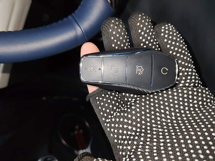 Фото 9 - BYD Yuan Plus