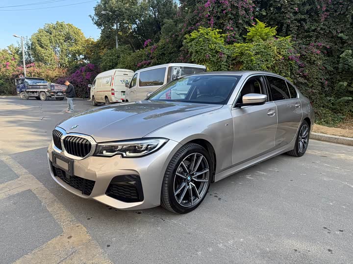 Фото 1 - BMW 3 Series