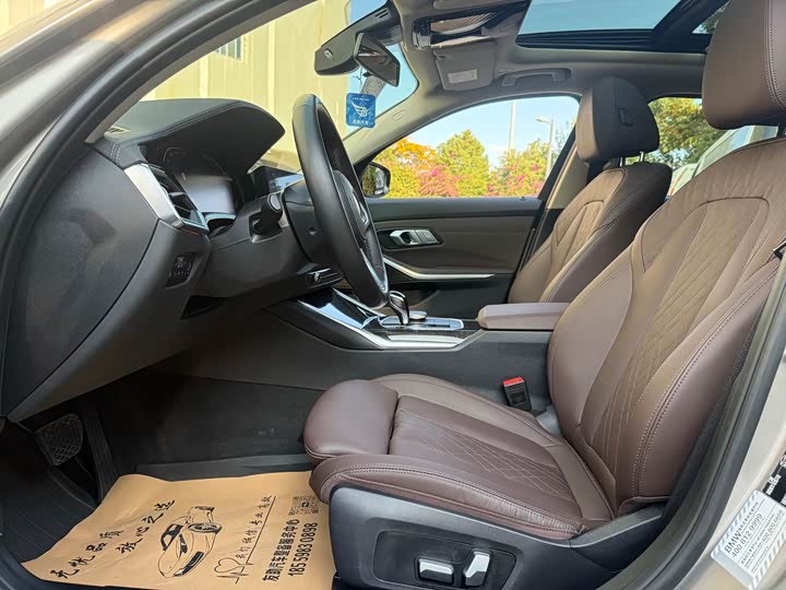 Фото 9 - BMW 3 Series