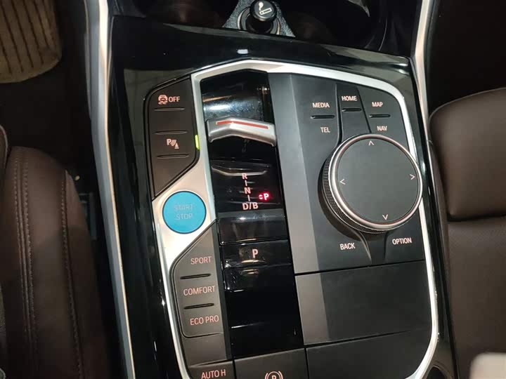 Фото 14 - BMW i3