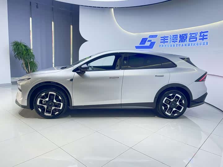 Фото 3 - XPeng G7