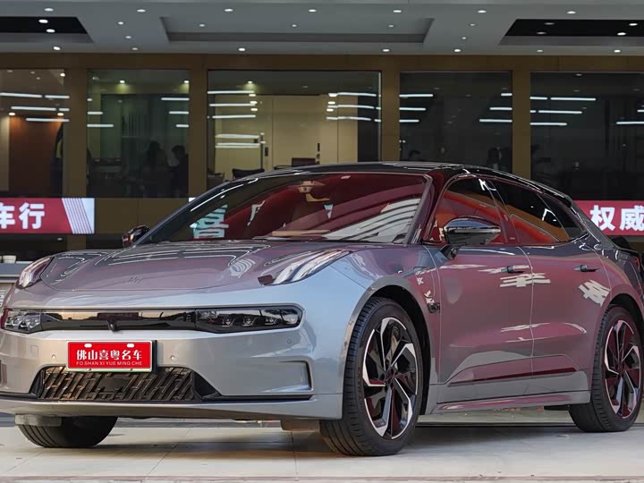 Фото 1 - Zeekr 001