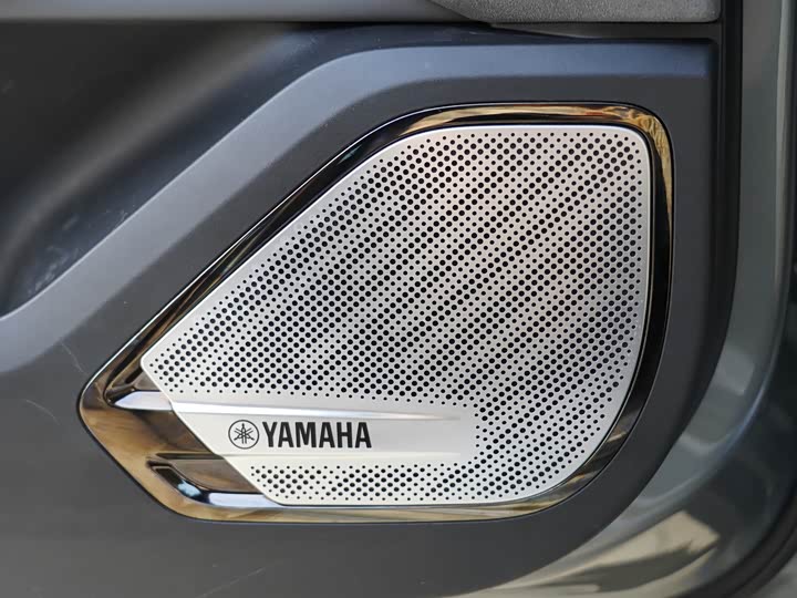 Фото 19 - Zeekr 001