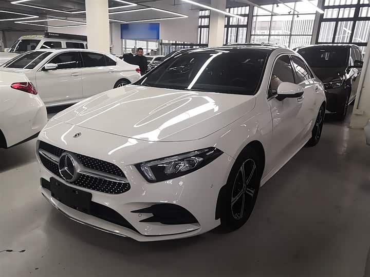 Фото 2 - Mercedes-Benz A-Class