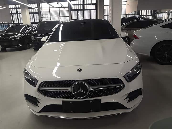 Фото 3 - Mercedes-Benz A-Class