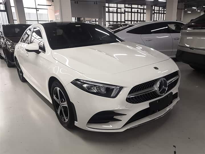 Фото 4 - Mercedes-Benz A-Class